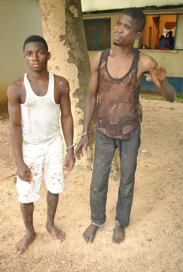 Two Notorious Ritualists Arrested With Human Head in Niger State (Photo)