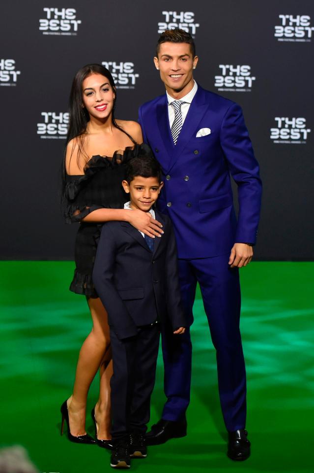 Cristiano Ronaldo Welcomes 4th Child As Girlfriend Gives Birth To Baby Girl (Photo)