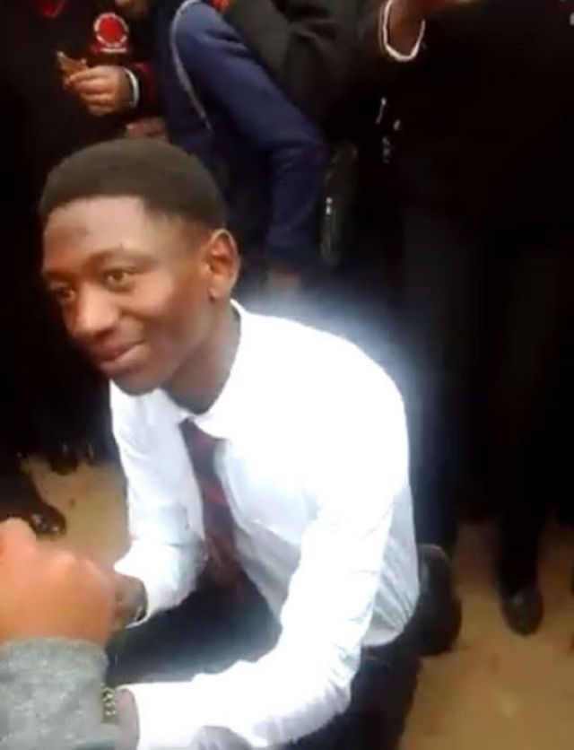 18-Year-Old Boy Suspended For Proposing To His 16-Year-Old Girlfriend In High School, Girl Was Suspended Too (Photos)