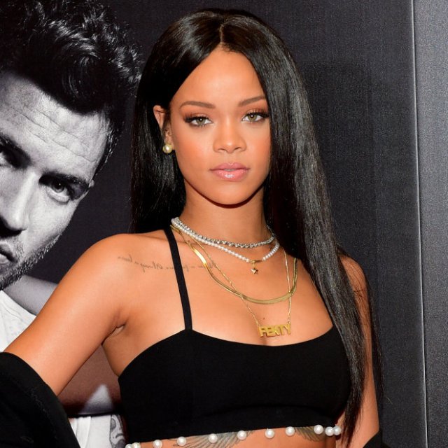 Rihanna to have street named after her in Barbados