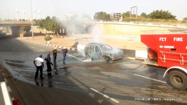 Brand New SUV Gutted By Fire On Expressway In Abuja. (Photos)