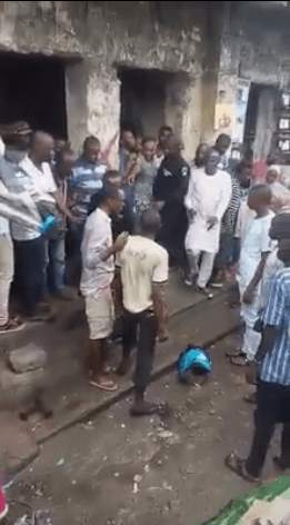 Hausa Man Returns P£nis He Reportedly Stole With A Handshake In Port-Harcourt (Video)