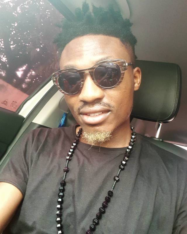 Efe tries new look... But his fans aren't feeling it