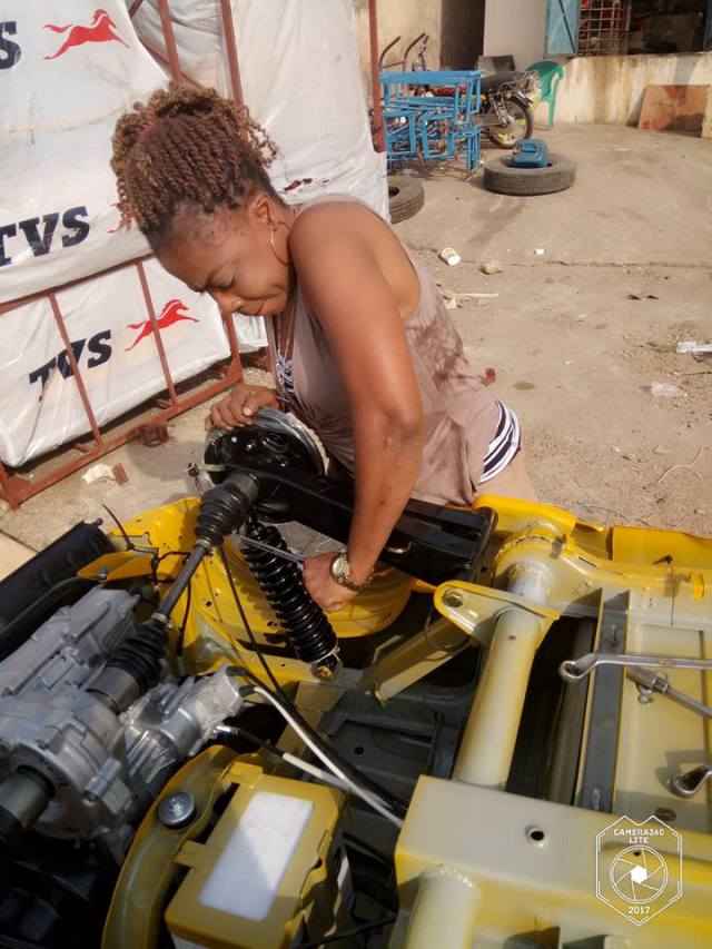 Photos Of A Lady Who Assembles 'Keke Napep' In Anambra
