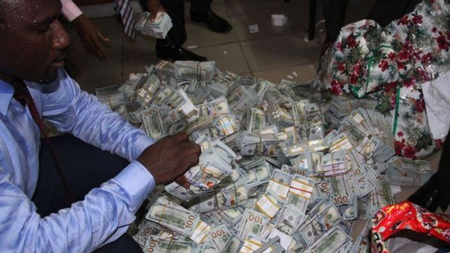 Ikoyi whistle-blower jets out as FG pays first part of his N421 million reward