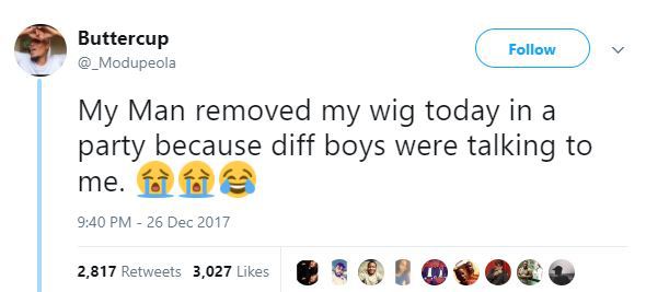 Jealous boyfriend removes the wig of his girlfriend at a party because other guys were checking her out