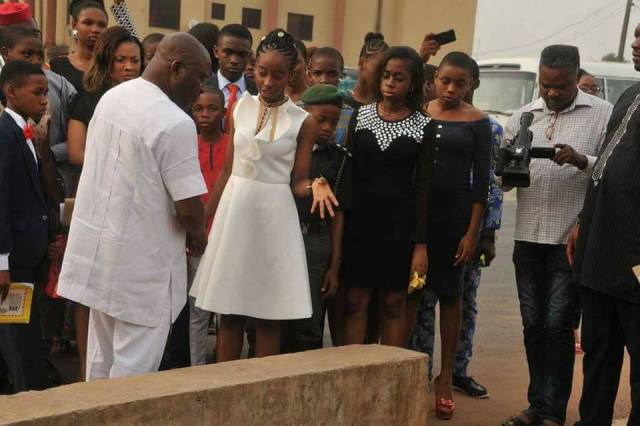 14 Year Old Joy Ezechikamnayo begins duty as Abia State governor along with her team & security (photos)