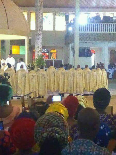 Identical twin brothers ordained Catholic priests in Imo State (Photos)