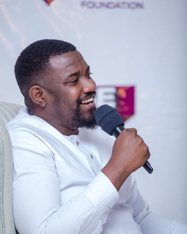 'She said yes' - John Dumelo is Engaged.... Toke Makinwa reacts