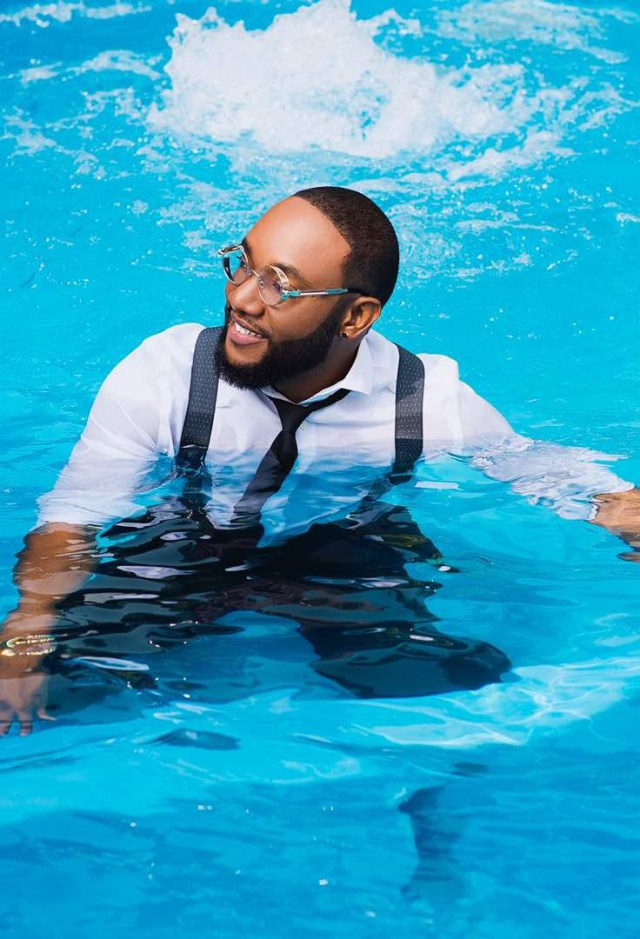 Kcee cuts off his signature dreads, rocks clean haircut