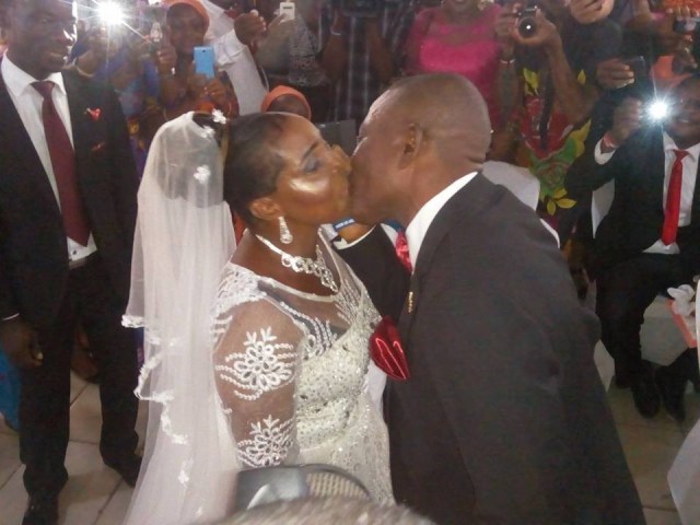 50-Year-Old Woman Weds For The First Time In Port Harcourt. (Photo)