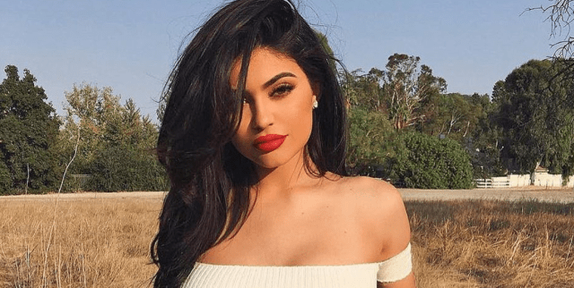 Snapchat Loses $1.3bn After Kylie Jenner's Tweet