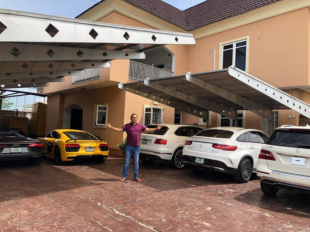 Daddy Freeze takes swipe at fake house owner, Blessing Okoro with new photo