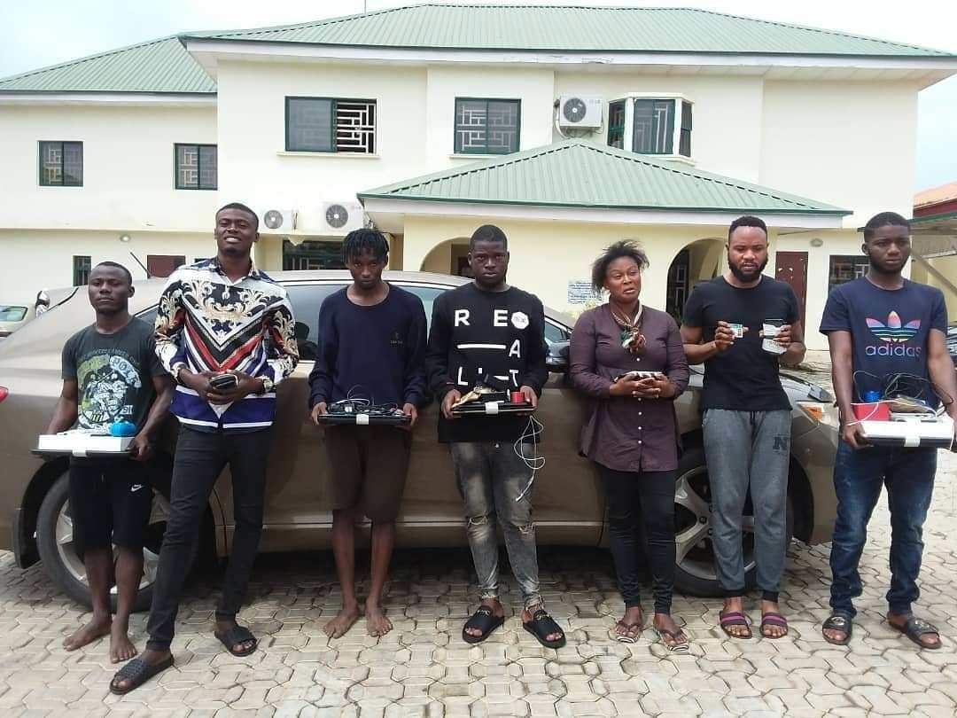 EFCC Arrests Seven Suspected Internet Fraudsters in Kaduna