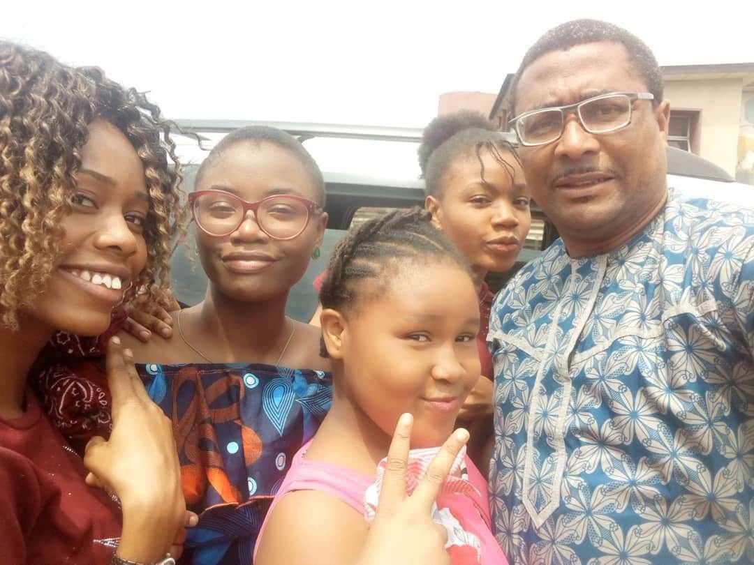 Veteran Nollywood actor, Tony Umez poses with his 4 daughters