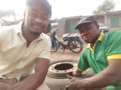 This physically challenged vulcanizer in Kogi State is supposed to inspire you!!