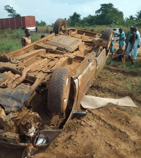 Pregnant woman and her kids miraculously survive ghastly car crash (Photos)