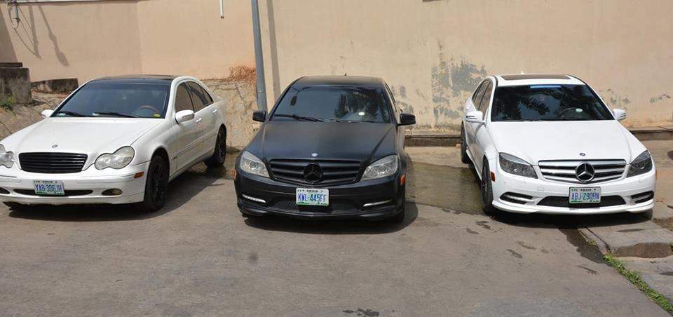 Male and female suspected internet fraudsters apprehended in Abuja