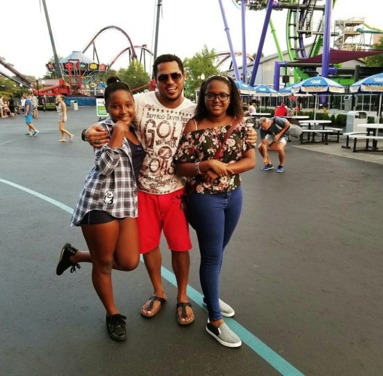 Van Vicker Spends Time With Daughters In England (Photo)