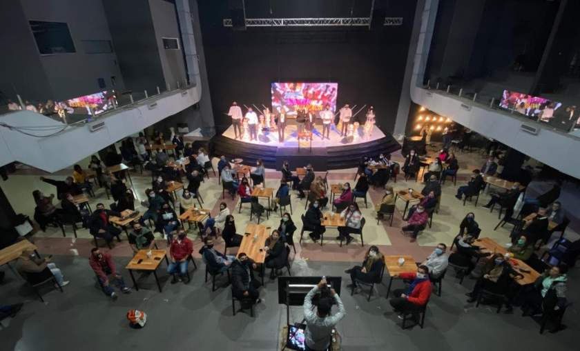 Lockdown: Pastor transforms church into BAR to hold service