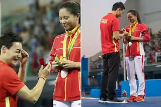 Chinese Diver Get Engaged On Medals Podium At The Olympics