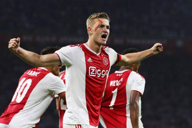 Ajax star wanted by Man United and Barcelona finally picks the club he wants