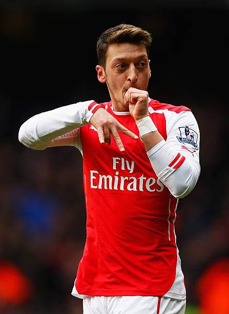 Unai Emery tells Arsenal star Mesut Ozil the vital thing he wants from him this season