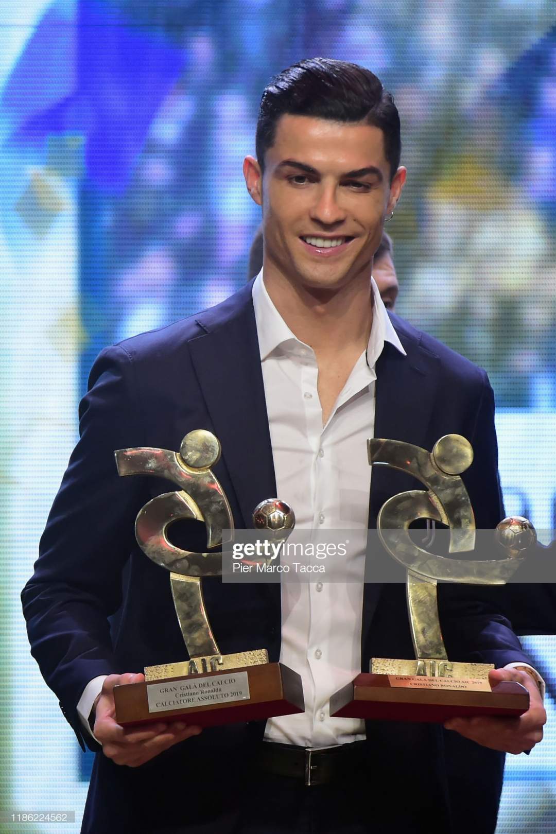 Ronaldo scoops prestigious award same night Messi beats him to win 2019 ballon d'or