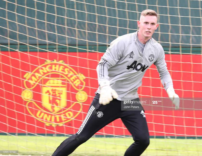 Goalkeeper threatens to leave Man Utd