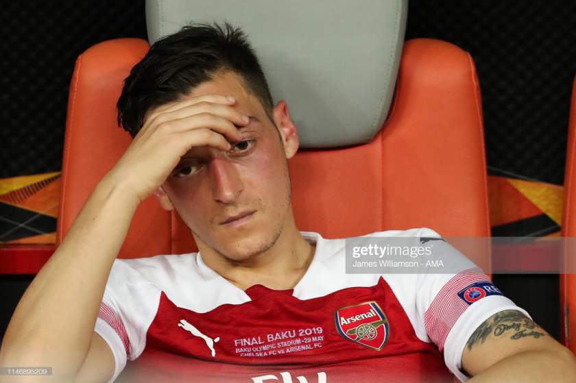 Everton vs Arsenal: Arteta's real problem with Ozil revealed