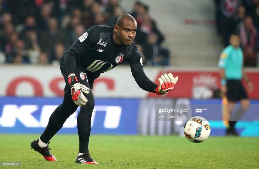 Exclusive: After rejecting Arsenal and Spurs, Super Eagled legend Enyeama reveals why he'll like to play in EPL even if it's for a day