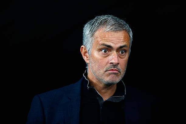 Jose Mourinho makes funny gesture to Juventus fans after they insulted him (Photo)