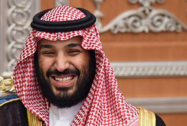 Prince of Saudi Arabia slashes £230m on world's most expensive house, pays £300m to buy big EPL club (photos)