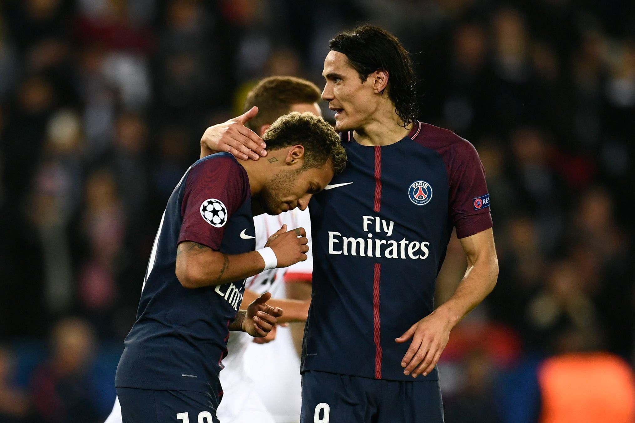 Feud over? Neymar comforted by Edinson Cavani after missed chance against Bayern Munich