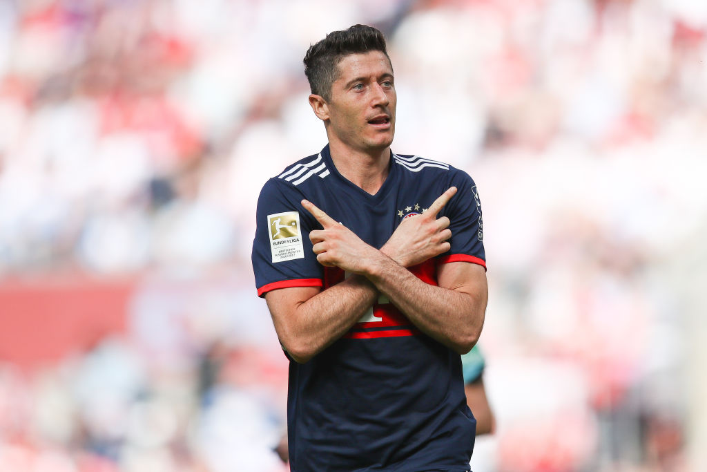 Chelsea and Manchester City submit offers to sign Robert Lewandowski from Bayern Munich