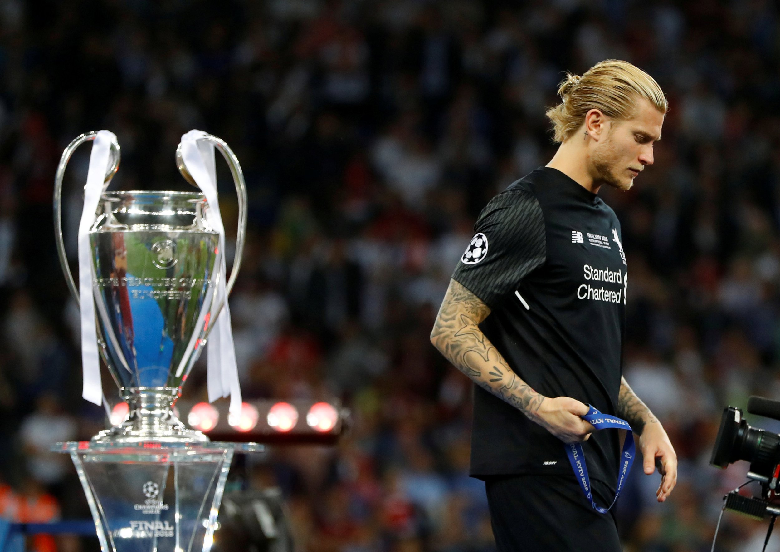 Loris Karius posts apology: I'm infinitely sorry to my teammates, for you fans, and for all the staff