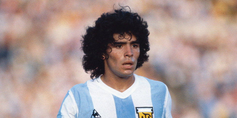 Why does Diego Maradona wear two watches?