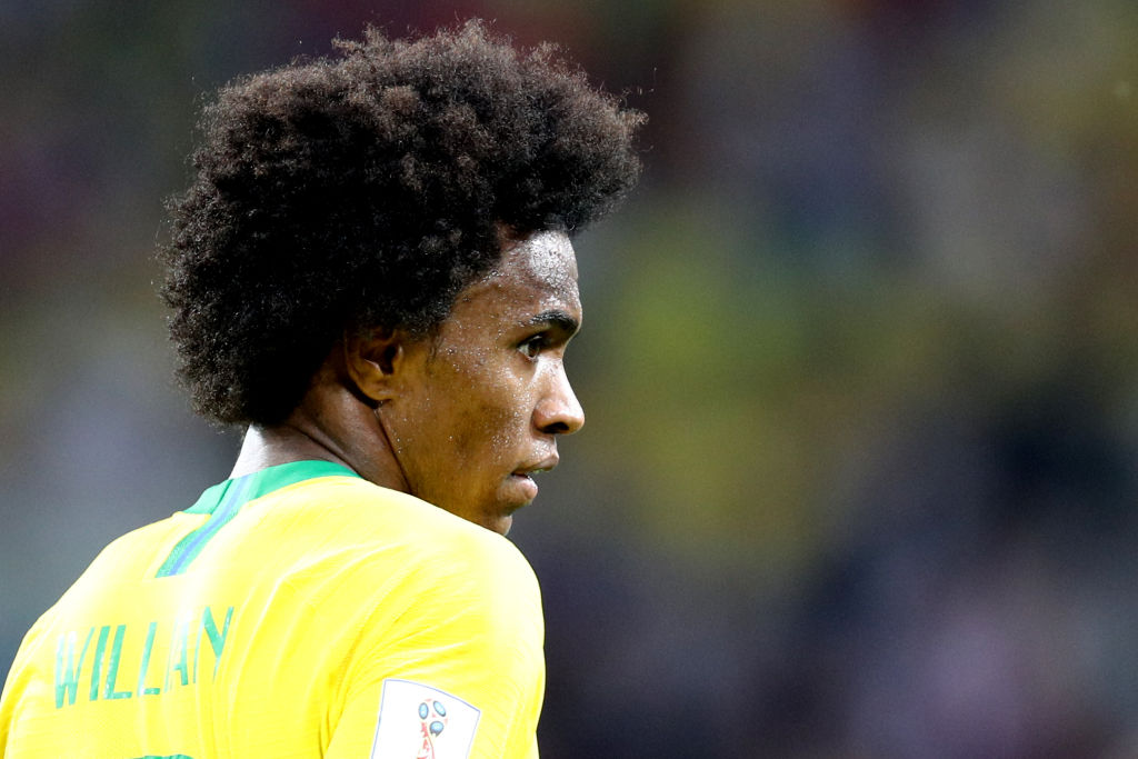Chelsea expect Manchester United to submit Willian transfer offer after rejecting Barcelona bid