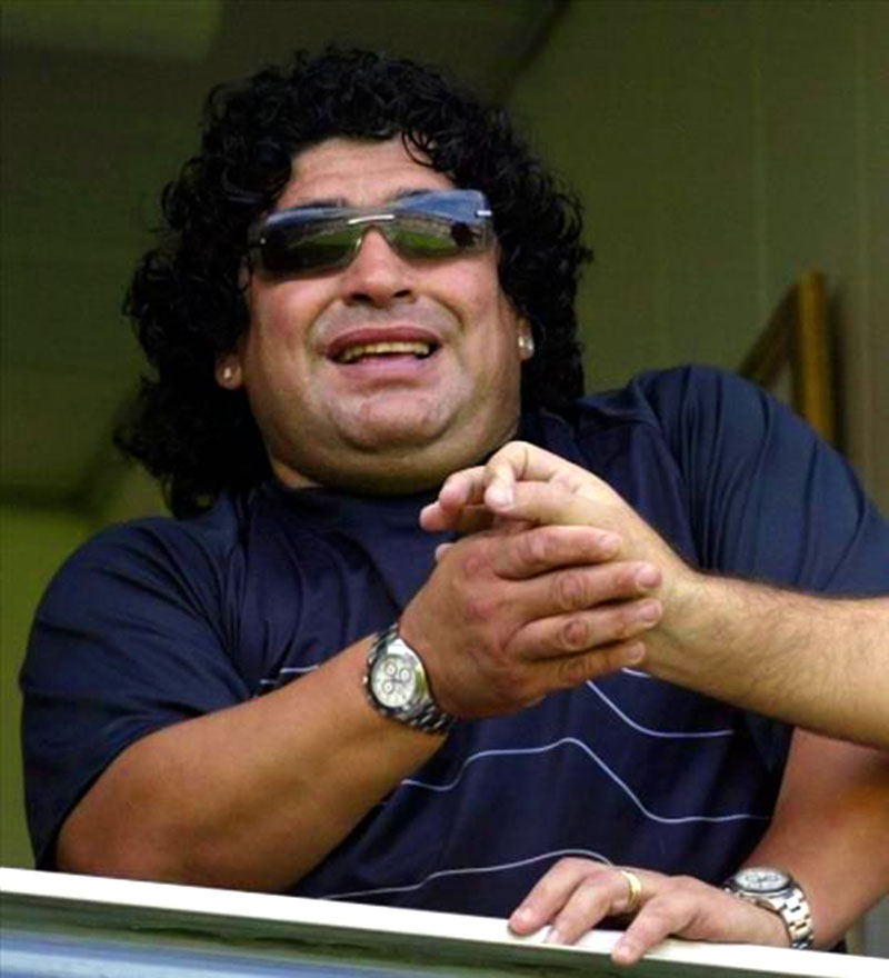 Why does Diego Maradona wear two watches?