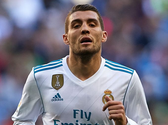 Chelsea make contact with Real Madrid over Mateo Kovacic transfer move