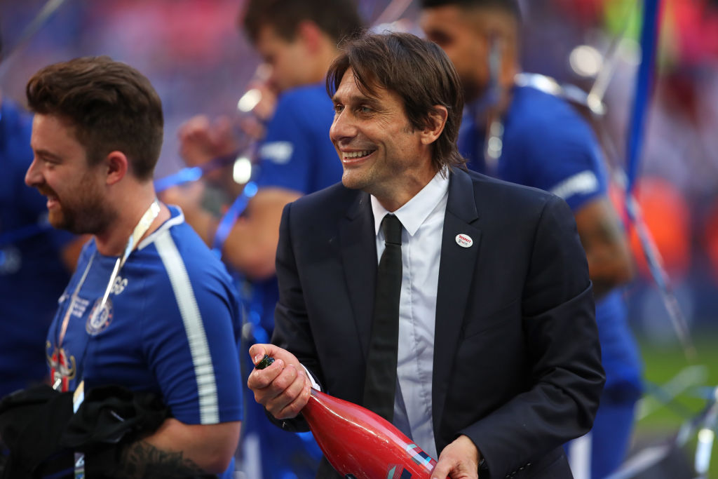 Maurizio Sarri axes two of Antonio Conte's rules to win over Chelsea players