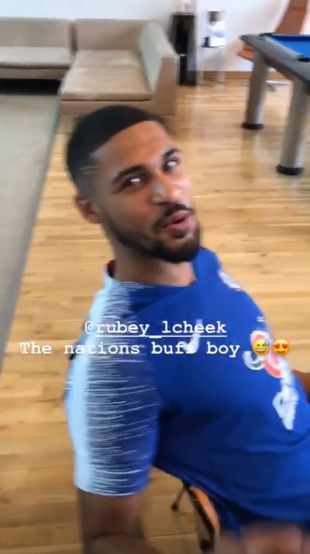 Ruben Loftus-Cheek ends holiday early to return to Chelsea training