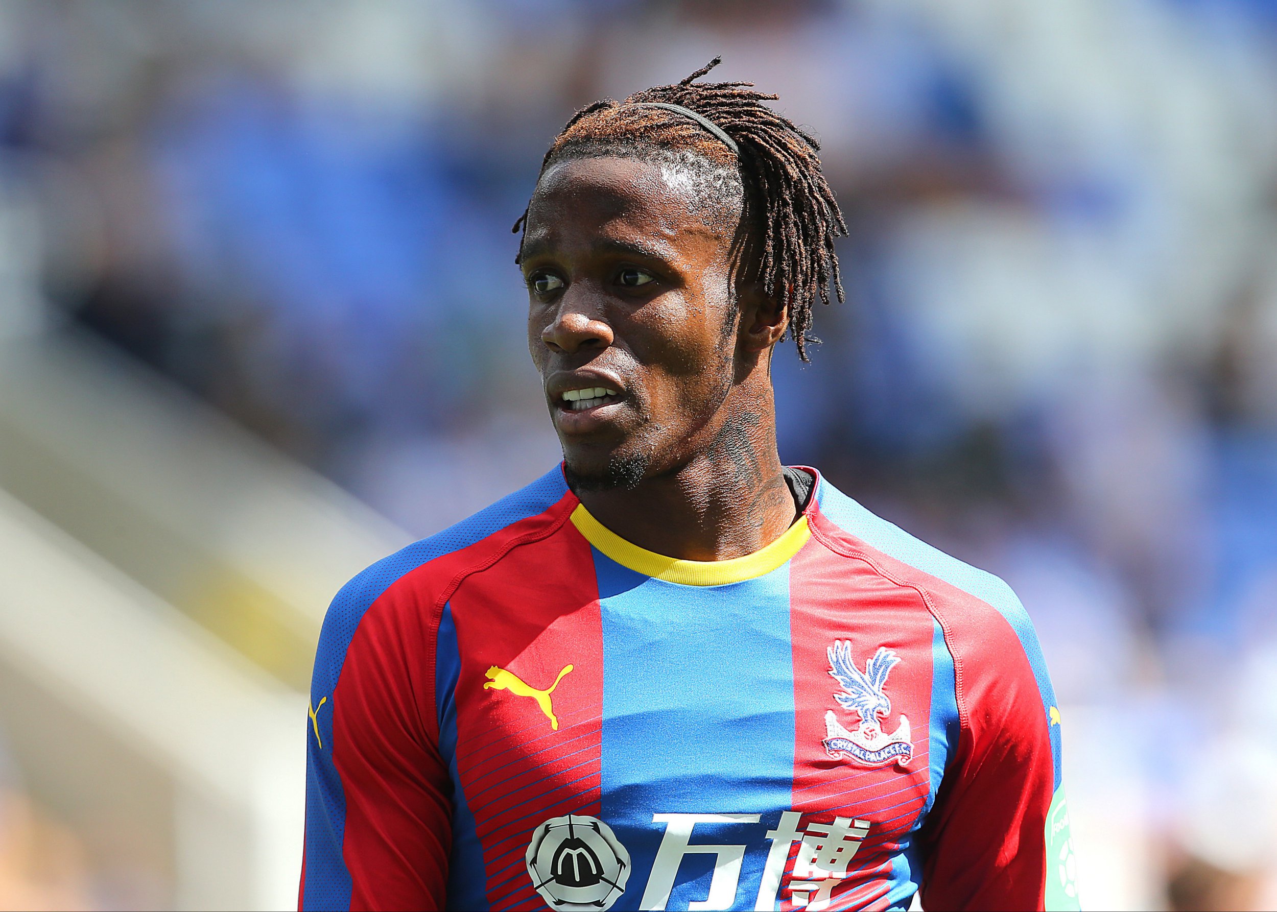 Wilfried Zaha wants to join Chelsea from Crystal Palace before transfer window closes