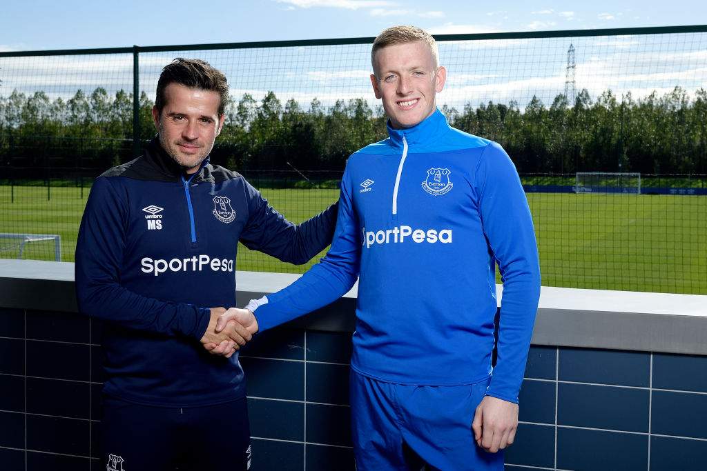 Jordan Pickford extends Everton contract until 2024