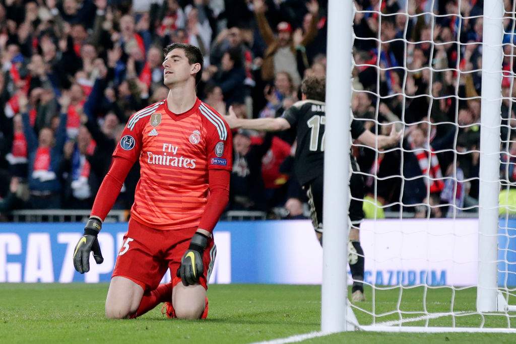 Real Madrid fans stay behind to mock Thibaut Courtois as he leaves Bernabeu