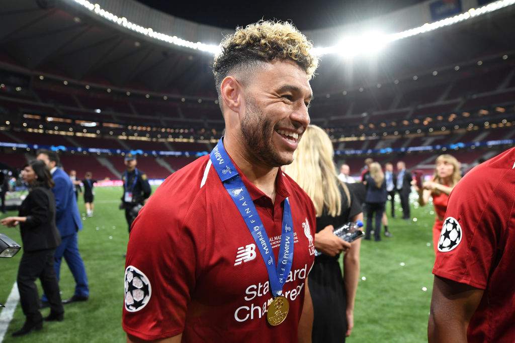 Alex Oxlade-Chamberlain to personally reimburse Liverpool fans who purchased No.21 shirts