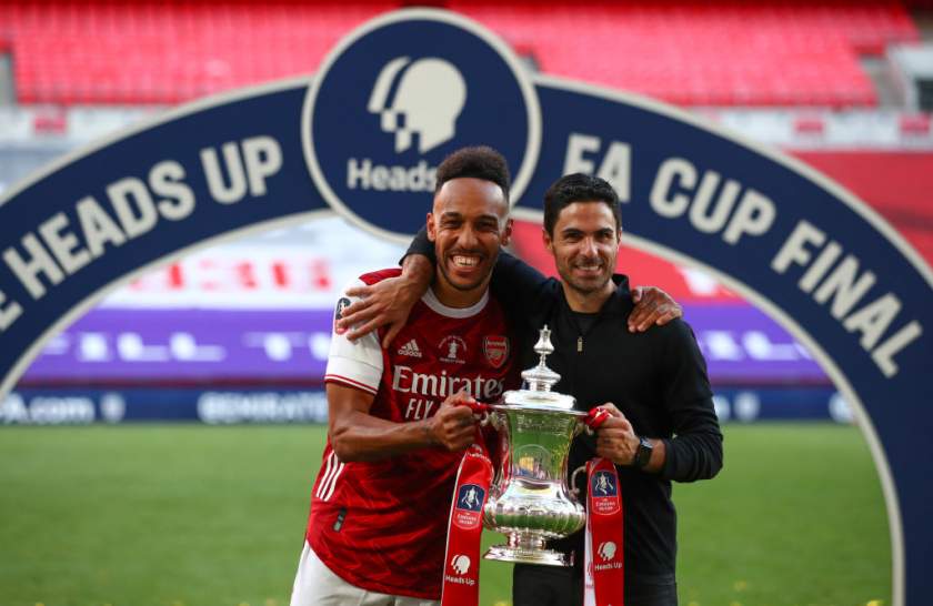 Pierre-Emerick Aubameyang to sign new three-year contract with Arsenal