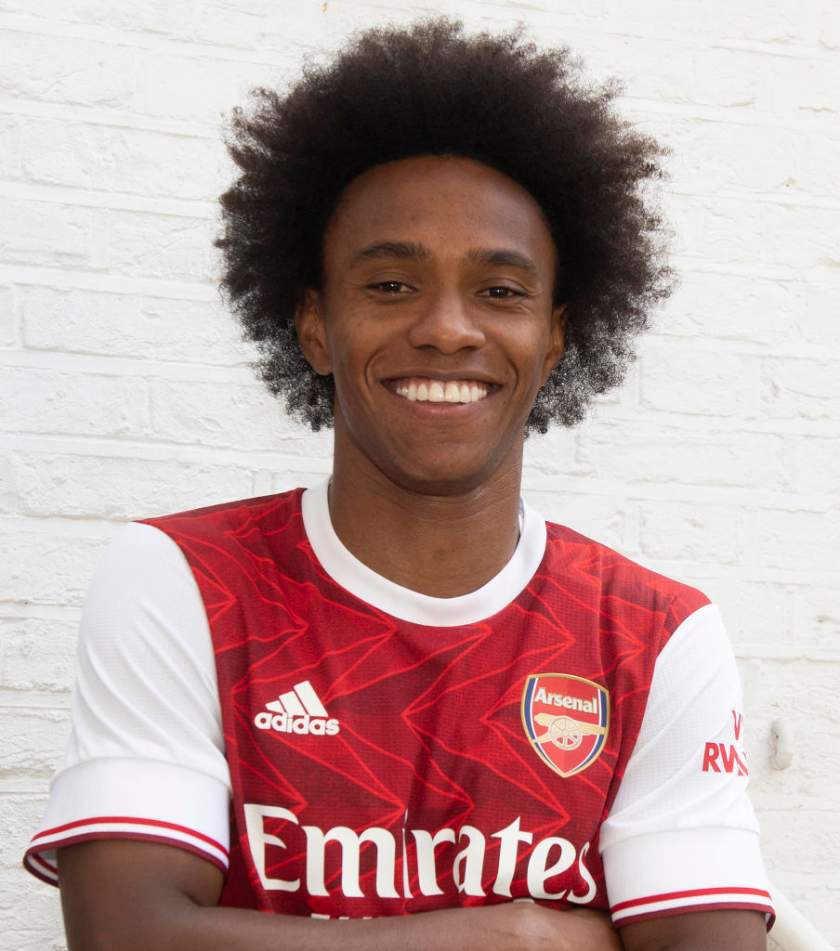 Arsenal confirm Willian's shirt number after signing winger on free transfer