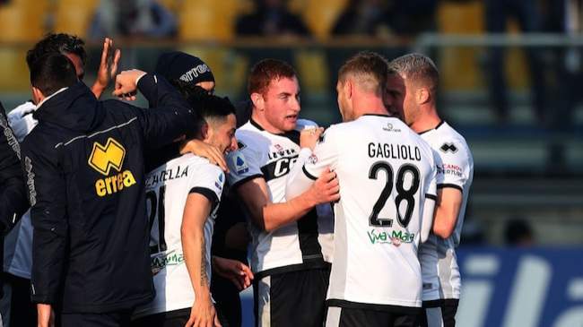 Serie A return under threat as 2 big stars in Italian club test positive for COVID-19