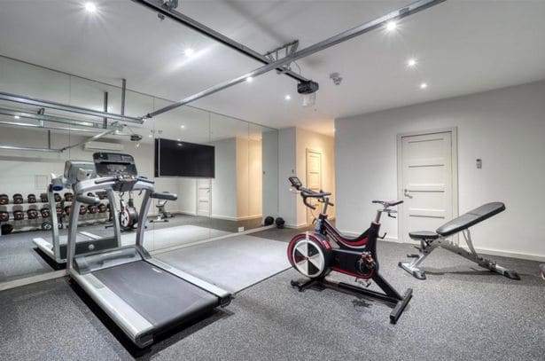 Inside Man United star Luke Shaw's £2.8 magnificent mansion which has gym, cinema (photos)